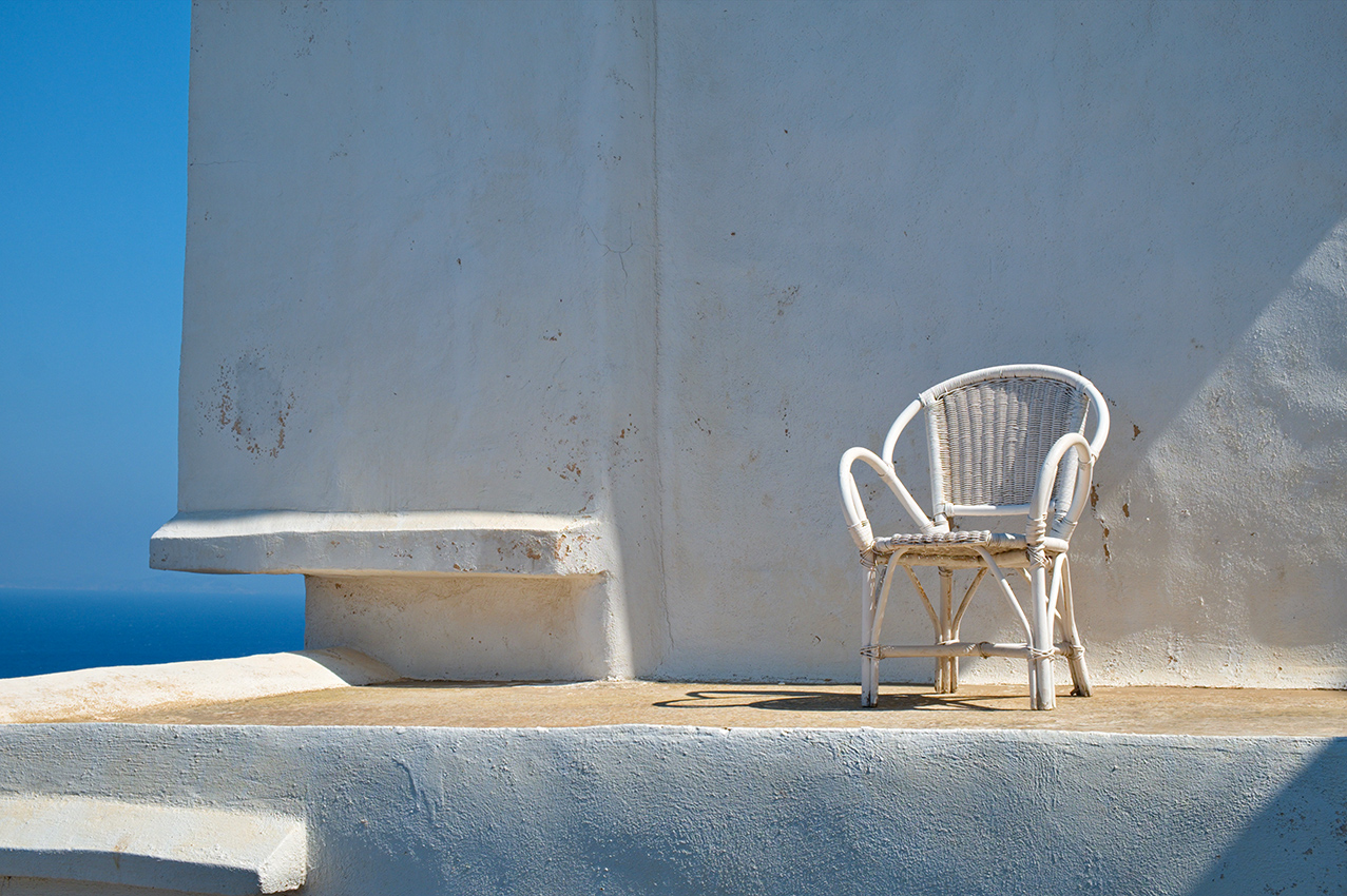 PASSING THROUGH, Shelley Hill, Streetphotography, Visual artist, street photography