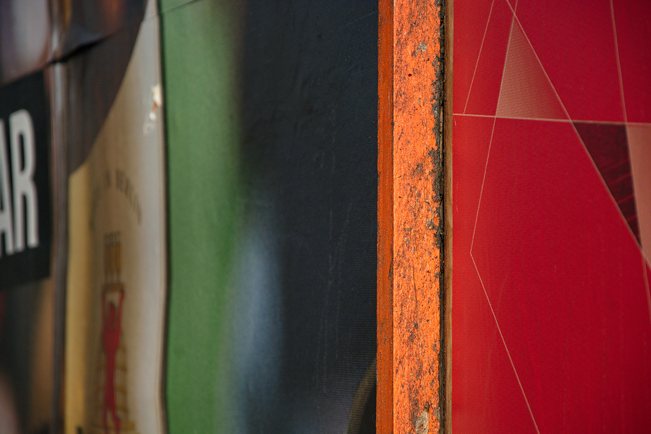 PASSING THROUGH, Shelley Hill, Streetphotography, Visual artist, street photography